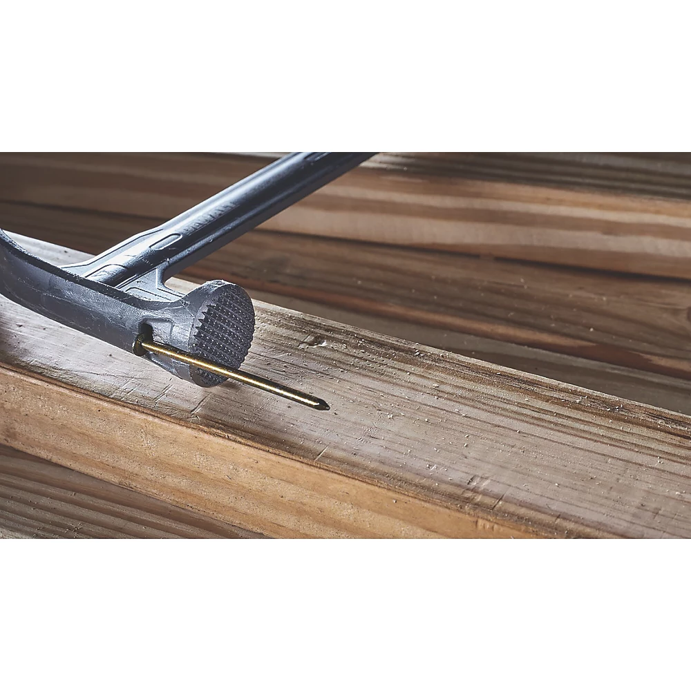 Marteau Arrache-clou Haute Vitesse Soudé à L'arc MIG DeWalt 14oz (0,4kg) 5 Marteau Arrache-clou Haute Vitesse Soudé à L'arc MIG DeWalt 14oz (0,4kg) – Image 3