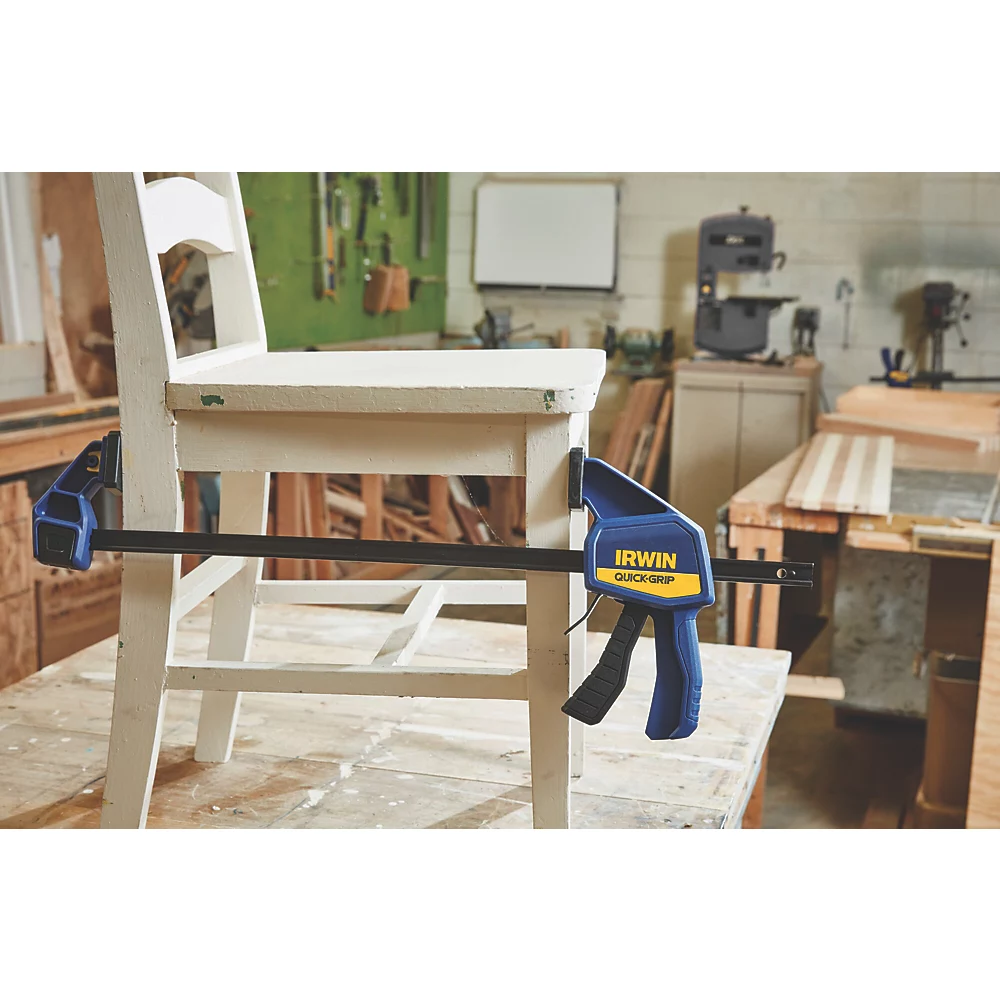 Serre-joint à Coulisse à Changement Rapide Irwin Quick-Grip 457mm 7 Serre-joint à Coulisse à Changement Rapide Irwin Quick-Grip 457mm – Image 5