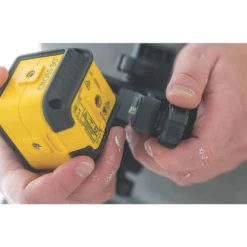 Niveau Laser En Croix à Mise à Niveau Automatique Vert Stanley Cross90 STHT77592-1 -Accueil-Outils ae235 3011