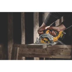 Scie Circulaire Sans Fil Brushless DeWalt DCS512N-XJ 140mm 12V Li-ion XR - Sans Batterie -Accueil-Outils ae235 495