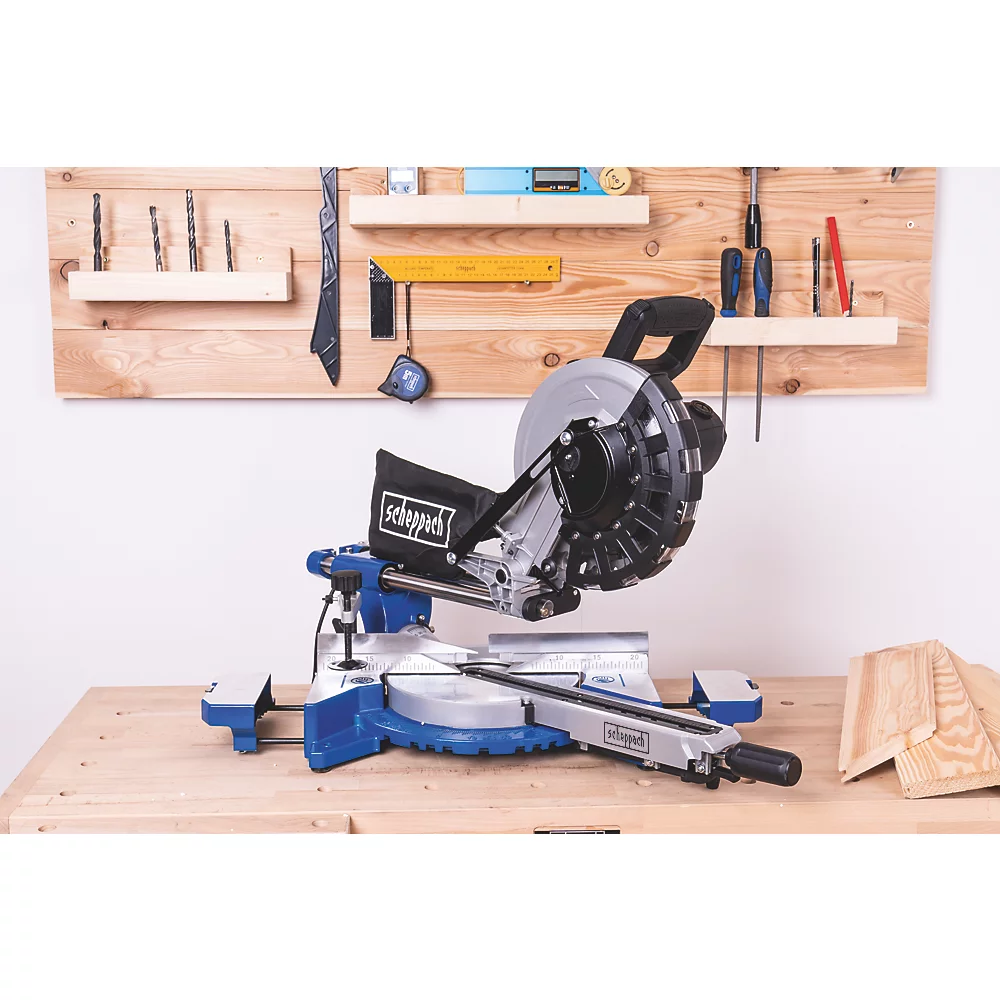 Scie à onglet Coulissante électrique à simple Chanfrein Scheppach HM254 255mm 230V 4 Scie à onglet Coulissante électrique à simple Chanfrein Scheppach HM254 255mm 230V – Image 2