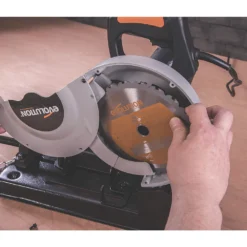 Tronçonneuse à métaux électrique Evolution RAGE4 / 081-0008 1250W 185mm 220-240V 11 Tronçonneuse à métaux électrique Evolution RAGE4 / 081-0008 1250W 185mm 220-240V -Accueil-Outils ae235 577