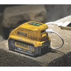 Adaptateur De Charge Par USB Pour Batterie DeWalt XR DCB090-XJ 17 Adaptateur De Charge Par USB Pour Batterie DeWalt XR DCB090-XJ -Accueil-Outils ae235 600